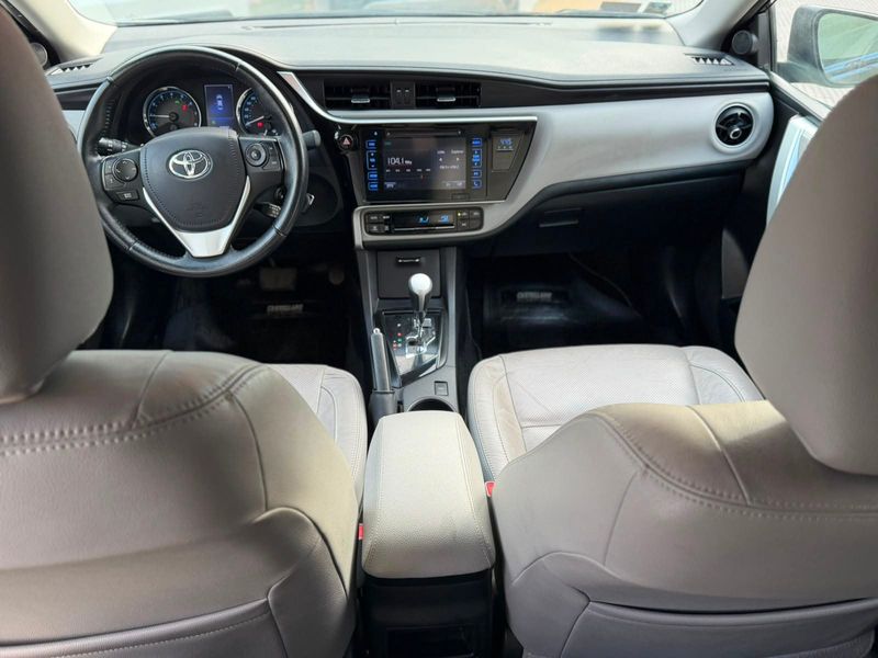 Toyota Corolla 1.8 Xei Pack Cvt L17 2018 - foto 3